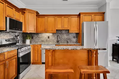 5 Grand St #301, Weehawken, NJ 07086 - Photo 8