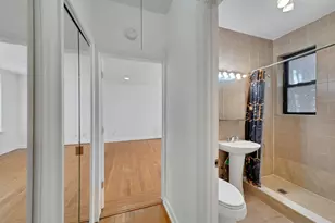 56 Glenwood Ave, Jersey City, NJ 07306 - Photo 16