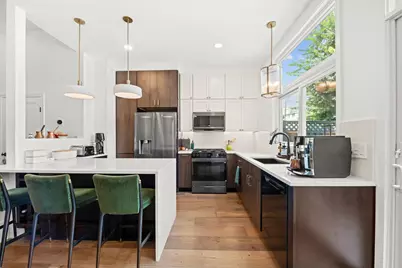 304 9th St, Jersey City, NJ 07302 - Photo 8