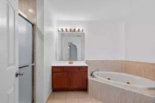 209 Blue Heron Dr, Secaucus, NJ 07094 - Photo 30