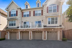 209 Blue Heron Dr, Secaucus, NJ 07094 - Photo 38