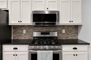 209 Blue Heron Dr, Secaucus, NJ 07094 - Photo 14