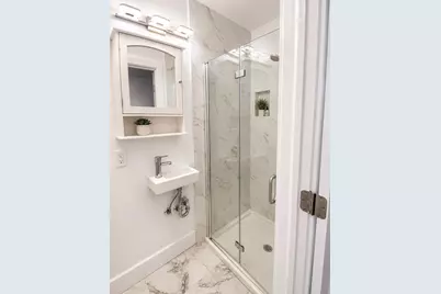 141 Halladay St #2, Jersey City, NJ 07304 - Photo 6