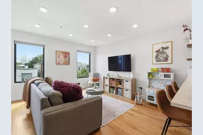 22 Lincoln St #3, Jersey City, NJ 07307 - Photo 2