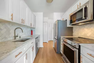100 Manhattan Ave, Union City, NJ 07087 - Photo 20