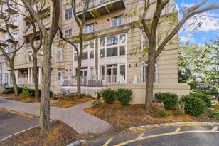206 Shearwater Ct W, Jersey City, NJ 07304 - Photo 4
