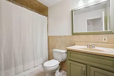82 Manhattan Ave #6, Jersey City, NJ 07307 - Photo 16