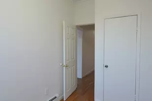 241 Randolph Ave, Jersey City, NJ 07304 - Photo 18