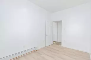 147 Ave E, Bayonne, NJ 07002 - Photo 12