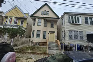19 Delaware Ave, Jersey City, NJ 07304 - Photo 16