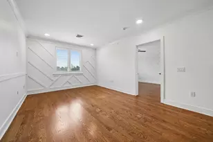 139 Sherman Pl, Jersey City, NJ 07307 - Photo 4
