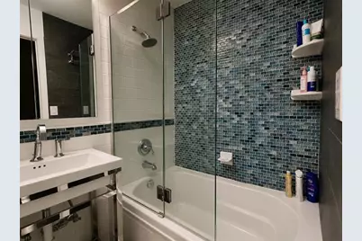 227 Christopher Columbus Dr #113b, Jersey City, NJ 07302 - Photo 8