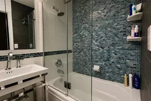 227 Christopher Columbus Dr, Jersey City, NJ 07302 - Photo 8