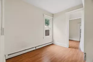 893 Montgomery St, Jersey City, NJ 07306 - Photo 12