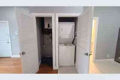 100 Griffith St #3R, Jersey City, NJ 07307 - Photo 18