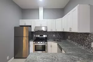 100 Griffith St, Jersey City, NJ 07307 - Photo 4
