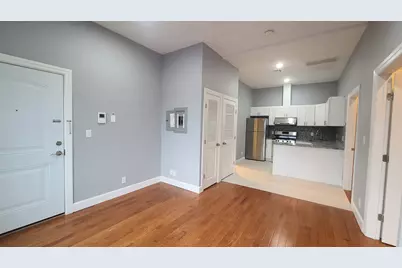100 Griffith St #3R, Jersey City, NJ 07307 - Photo 2