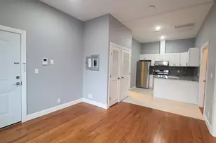 100 Griffith St, Jersey City, NJ 07307 - Photo 2