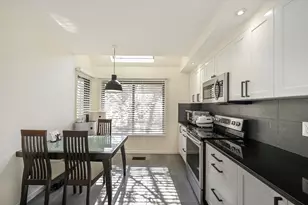 1537 John St, Fort Lee, NJ 07024 - Photo 28