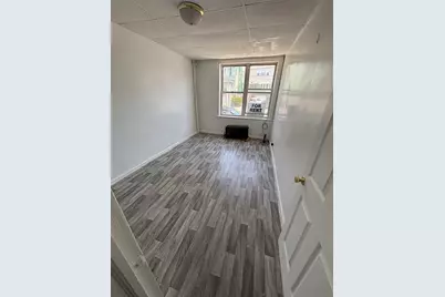573 Avenue E #3, Bayonne, NJ 07002 - Photo 6