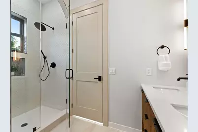 322 Princeton Ave #Unit 2, Jersey City, NJ 07305 - Photo 18