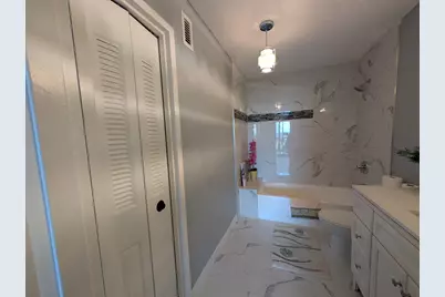 918 Harmon Cove Tower #918, Secaucus, NJ 07094 - Photo 16