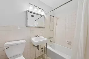 100 Manhattan Ave, Union City, NJ 07087 - Photo 14