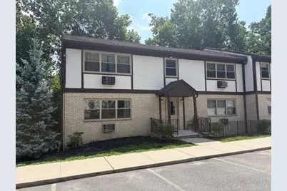 117 Treetop Ct #11, Bloomingdale, NJ 07403 - Photo 1