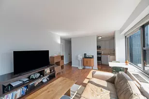 135 Montgomery St, Jersey City, NJ 07302 - Photo 4