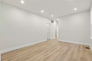 81 Humphrey Ave, Bayonne, NJ 07002 - Photo 8