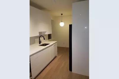 135 Van Wagenen Ave #4B, Jersey City, NJ 07306 - Photo 4