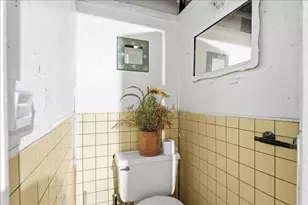 24 E 33rd St, Bayonne, NJ 07002 - Photo 30