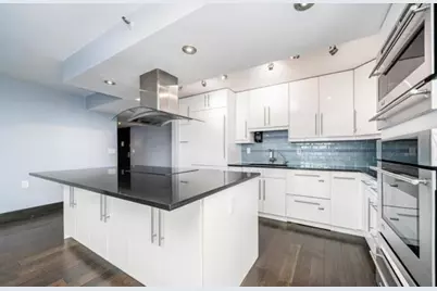 551 Observer Highway #14D, Hoboken, NJ 07030 - Photo 2