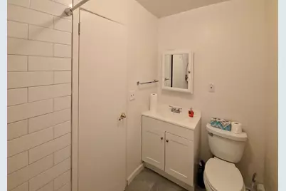 574A Avenue E #2, Bayonne, NJ 07002 - Photo 10