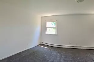 574A Ave E, Bayonne, NJ 07002 - Photo 8