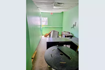 715 76th St, North Bergen, NJ 07047 - Photo 2
