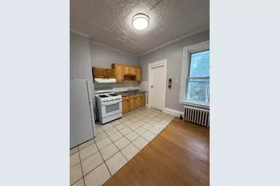 1716 Bergenline Ave #6, Union City, NJ 07087 - Photo 4