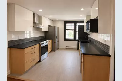 9 Silver St, Bayonne, NJ 07002 - Photo 4