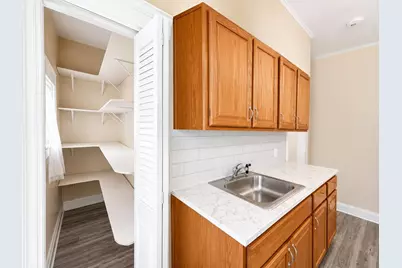 26 West 35th St #1, Bayonne, NJ 07002 - Photo 8