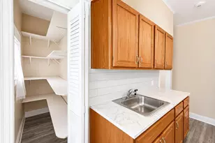 26 W 35th St, Bayonne, NJ 07002 - Photo 8