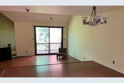 476 Teal Plaza #476, Secaucus, NJ 07094 - Photo 2
