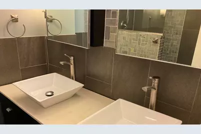 476 Teal Plaza #476, Secaucus, NJ 07094 - Photo 12