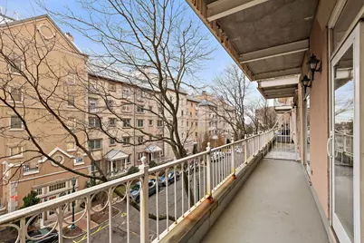 207 Shearwater Ct West #31, Jersey City, NJ 07305 - Photo 12