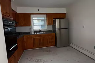 696 Ave E, Bayonne, NJ 07002 - Photo 8