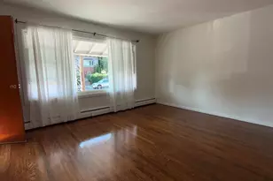696 Ave E, Bayonne, NJ 07002 - Photo 14