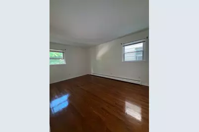 696 Avenue E #Floor 1, Bayonne, NJ 07002 - Photo 6