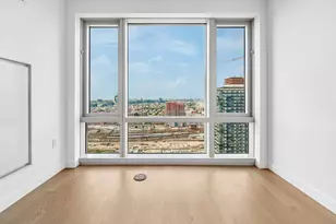 75 Park Ln S, Jersey City, NJ 07310 - Photo 4