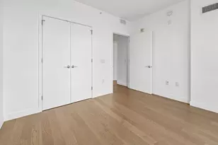 75 Park Ln S, Jersey City, NJ 07310 - Photo 20
