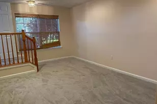 2 Tottenham Ct, Jersey City, NJ 07305 - Photo 2