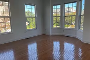 2 Tottenham Ct, Jersey City, NJ 07305 - Photo 8